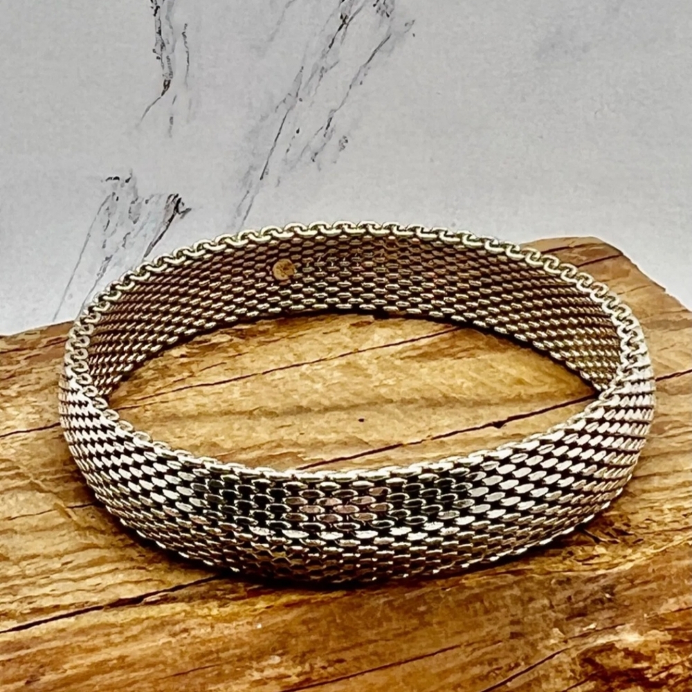 Elegant 925 sterling silver mesh bracelet by Godfrey Carter
